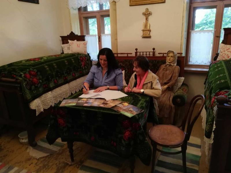 U KUCURI POTPISAN UGOVOR O POSLOVNO TEHNIČKOJ SARADNjI IZMEĐU TOOV I ETNO KLUBA