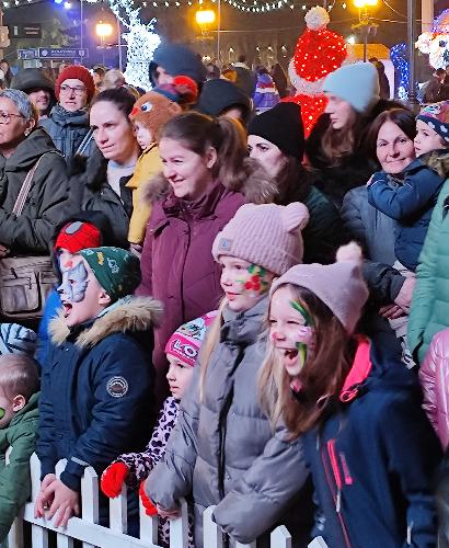 Novogodišnje čarolije i klizalište - novogodišlji program za najmlađe